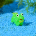 Miniature resin frog figurine for aquarium landscaping and bonsai decor in bright green - Style H