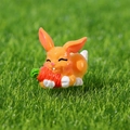 Figura miniatura de conejo naranja de resina con zanahoria para decoración de micropaisaje - Conejo Amarillo