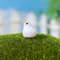 Miniature white bird resin figurine for DIY fairy garden and landscape decoration - Mini White Fledgling Bird (Style I)