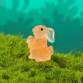 Figura de conejo luminoso de resina naranja y rosa para decoración de paisajes - Naranja Luminoso