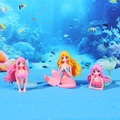 Tre statuette di sirena in PVC con code colorate per micro-paesaggi di muschio o acquari - Stile B (Gruppo di Sirene)
