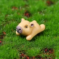 Mini figura de carpincho en posición tumbada para paisajes de musgo y oficina - Carpincho Tumbado (G)