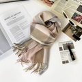 Bufanda de cuadros en lana australiana beige y rosa con flecos para otoño e invierno - 180*32cm / Cuadros Café Rosa