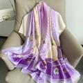 Eleganter Seidenschal mit Blumenmuster in Violett und Beige mit Lilienmotiven - 185x80cm / Lila