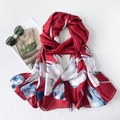 Elegante sciarpa di seta rossa con stampe di gigli e accessori moda coordinati - 185*80cm / Rosso