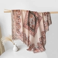Sciarpa di seta etnica beige e rosso mattone con motivi floreali vintage retrò - 110*110CM / Brocato Tessuto di Rose