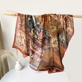 Scialle stile etnico con stampa paisley nei toni della terra per un look bohémien - 110*110CM / Caramello Esotico