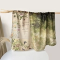Sciarpa etnica con stampa floreale vintage e farfalle su chiffon color crema e verde - 110*110CM / Fiocco Verde Ombra Albicocca