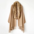 Elegant camel faux cashmere shawl featuring a faux fur collar and fringe tassels - MZP009 / Khaki
