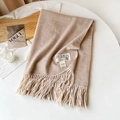 Écharpe élégante en cachemire synthétique camel clair avec franges et étiquette tissée - Khaki