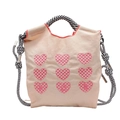 Bolso de lona beige con bordado de corazones rosas y asas en blanco y negro - Albaricoque