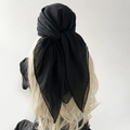 Zwarte effen chiffon hijab hoofddoek in lichte geknoopte stijl voor damesmode - Zwart