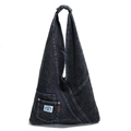 Minimalistische gewaschene schwarze Denim-Dreieckstasche mit weißen Kontrastnähten - Schwarz