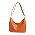 Klassische orangefarbene Hobo-Tasche aus strukturiertem Kunstleder mit Schultergurt - Orange
