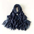 Pañuelo de lino y algodón azul oscuro con textura plisada y bordes suaves - Rm89001-35 Azul Oscuro / 180*90CM