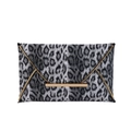 Bolso sobre con estampado de leopardo, ribete de metal dorado y cierre central - Gris