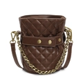 Bolso tipo cubo acolchado marrón con cadena dorada y detalle de hebilla vintage - café