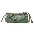 Borsa a nuvola verde oliva a pieghe con catena spessa e coulisse di chiusura - Verde