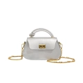 Chic silver metallic textured handbag with gold twist lock and chain shoulder strap - Silver