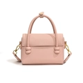 Sac à main rose pour femme en cuir grainé avec bandoulière large et détails dorés - Rose