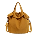 Bolso tote minimalista grande de nailon amarillo mostaza con correa ajustable - Amarillo