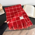 Écharpe classique à carreaux rouges et blancs avec franges et toucher cachemire - Rouge