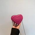 Mini heart-shaped crossbody bag in bright rose pink leather with a fine silver chain - Rose Red