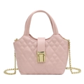 Mini bolso de mano rosa acolchado con cadena dorada y cierre metálico elegante - Rosa
