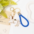 Squisito portachiavi a forma di cavallo dorato con smalto, cristalli e corda in pelle - Bianco con Cinturino in Pelle Sintetica