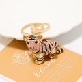 Detail of tiger keychain with pink rhinestones, golden metal and lobster clasp - Tiger 5