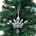 Eleganter silberner Kronen-Weihnachtsschmuck mit Kristallen an einem grünen Zweig - Kronenstil (Stil 1)