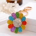 Llavero de girasol con diamantes de imitación coloridos y cristales brillantes - Arcoíris