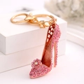 Portachiavi con scarpa tacco alto in strass rosa scintillanti, placcatura in oro e fiore - Rosa