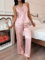 Détail de l'ensemble caraco en satin rose avec dentelle et texture de soie fine - S / Rose