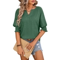 Camiseta de algodón para mujer con cuello en V y mangas murciélago en tela verde oscuro - S / Verde