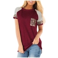 Camiseta de mujer burdeos con bolsillo de leopardo y mangas raglán a rayas - S / Tops / Burdeos