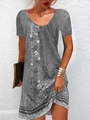 Detail of short-sleeved summer dress featuring grey floral patterns and ethnic geometric hem - S / Gray