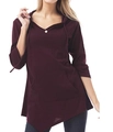 Detail van bordeauxrode hoodie met V-hals, trekkoord, kangoeroezak en knoopaccent - S / Bordeauxrood