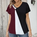 Detail van T-shirt met korte mouwen, kleurvlakken, V-hals en decoratieve houten knopen - S / Tops / Bordeauxrood