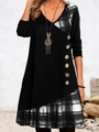 Damen Freizeitkleid in Schwarz mit Karomuster-Patchwork und dekorativen Knopfdetails - S / Schwarz