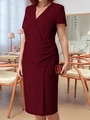 Elegantes burgunderrotes Kurzarm-Wickelkleid mit V-Ausschnitt und seitlicher Raffung - 1XL / Burgunderrot