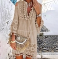 Robe bohème beige avec col en V, manches en dentelle et franges pour style de vacances - S / Kaki