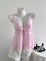 Top caraco rose clair avec bordure en dentelle, détail de nœud et ourlet à volants - Rose