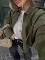 Cropped dark green faux suede jacket with stylish lapels and metal zipper for women - S / Green