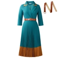 Elegantes blaugrünes Plisseekleid mit V-Ausschnitt, Kontrastrevers und braunem Gürtel - S / Pfauengrün Mit Gürtel