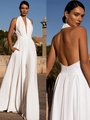 Combinaison licou élégante en satin blanc avec col en V profond et détails de perles - S / Haut Et Bas / Blanc