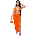 Dettaglio del set da spiaggia in maglia arancione con bikini e gonna all'uncinetto - S / Arancione e Giallo