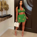 Detalle de conjunto verde de ganchillo de dos piezas con motivos de corazones y tejido calado - XL / Verde