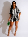Sexy Strick-Zweiteiler mit Lochmuster, vertikal gestreiftem Hemd und High-Waist-Shorts - S / Grau