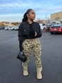 Doudoune courte noire pour femme avec col montant et tenue de style urbain chic - S / Noir